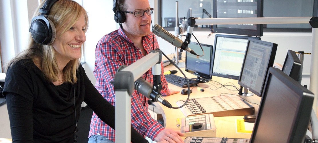 Vanessa Nolte und Christian vom Hofe sind Moderatoren bei Radio Köln. (Foto: Michael Bause)
