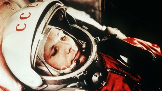 Dies ist Juri Gagarin, kurz bevor er ins All startete. (Foto: dpa)