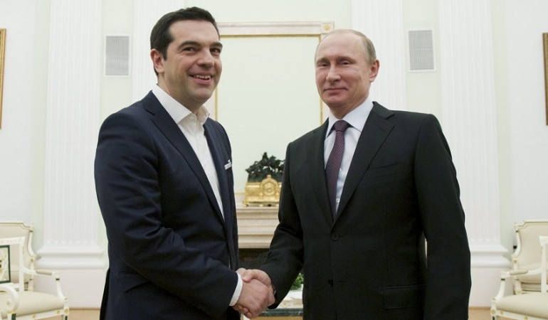 Diese beiden Politiker trafen sich am Mittwoch in Russland: Wladimir Putin und Alexis Tsipras. (Foto: dpa)