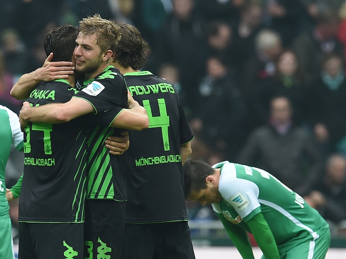 Die Spieler von Borussia Mönchengladbach freuten sich. Sie dürfen in der nächsten Saison sicher in der Champions League spielen. (Foto: dpa)