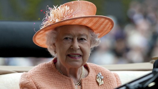 Das ist Königin Elizabeth II. Die englische Königin kommt zu Besuch nach Deutschland. (Foto: dpa)