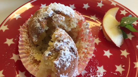 Sie sehen toll aus - und schmecken mindestens genauso toll: Die Apfel-Muffins nach dem Rezept von Charlotte. (Alle Fotos: Charlotte)