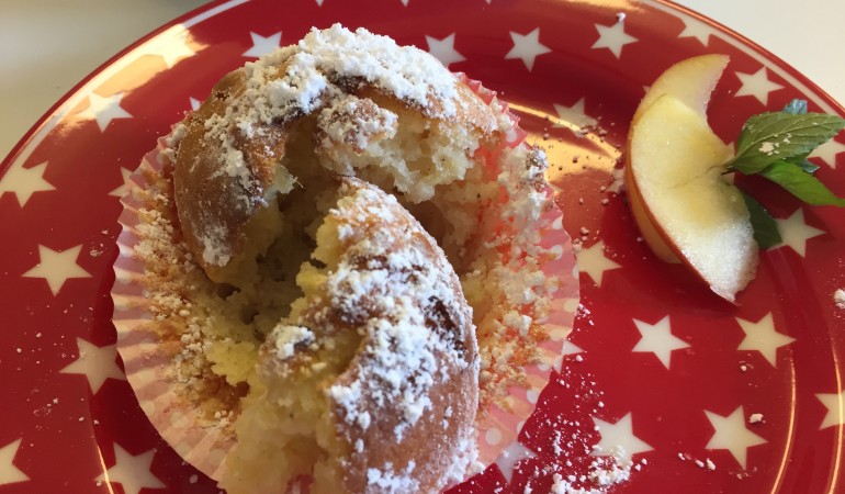 Sie sehen toll aus - und schmecken mindestens genauso toll: Die Apfel-Muffins nach dem Rezept von Charlotte. (Alle Fotos: Charlotte)