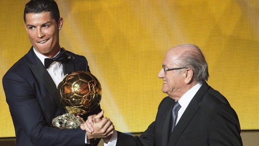 Cristiano Ronaldo hat den Ballon d’Or schon ganz schön oft bekommen. (Foto: dpa)