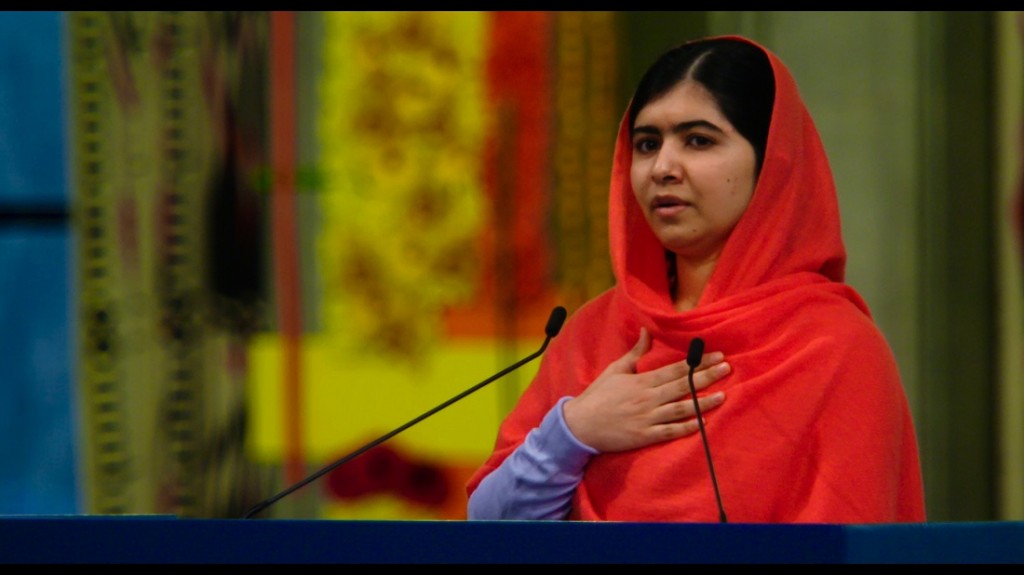 Malala setzt sich für Bildung ein. Ein Film über ihr Leben und ihren Kampf für Bildung ist gerade im Kino zu sehen. (Foto: dpa)