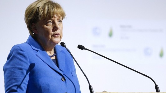 Viele Politiker aus fast allen Ländern der Erde sind auf der Konferenz in Paris. Auch Bundeskanzlerin Angela Merkel. (Foto: dpa)