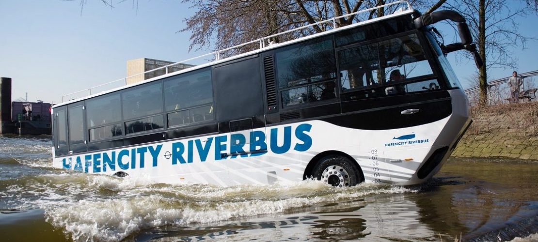 Schwimmende Busse im Rhein?