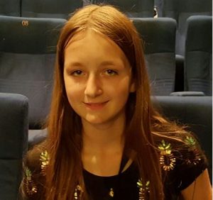 Helena ist 11 und sitzt in der Jury (Foto: Festival Goldener Spatz)