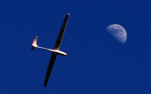 Segelflieger gleiten ohne Motor durch die Luft. (Foto: dpa)
