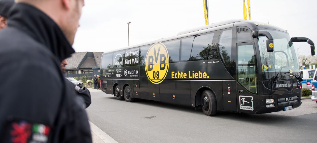Wer hat den BVB-Bus angegriffen?