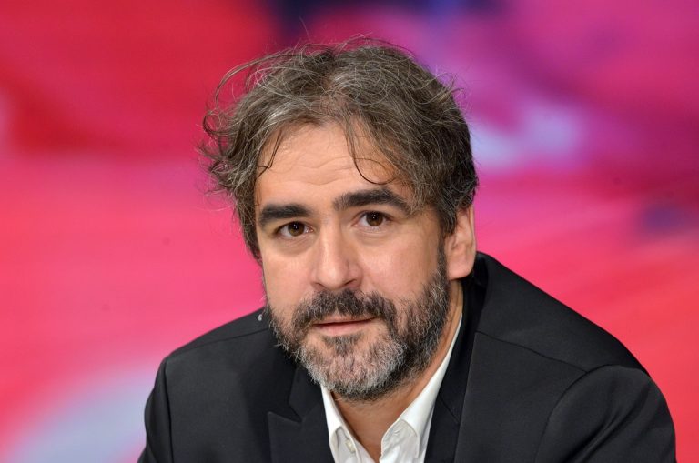 Der Türkei-Korrespondent der «Welt», Deniz Yücel, aufgenommen am in Berlin während der ZDF-Talkshow «Maybrit Illner». (Foto: dpa)