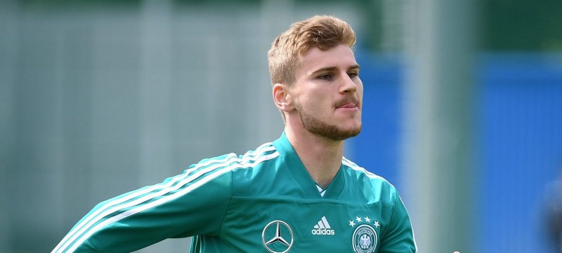 Timo Werner in Aktion beim Training. (Foto: Ina Fassbender/dpa)