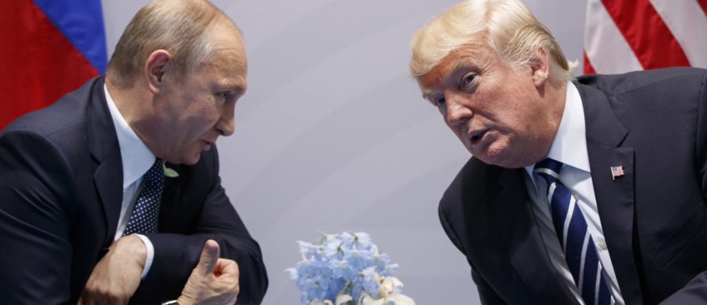 An diesem Montag treffen sich die Präsidenten Wladimir Putin aus Russland (links) und Donald Trump aus den USA. (Foto vom 7. Juli 2017: dpa)